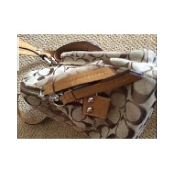 AUTHENTIC COACH SIG C XLARGE BAG - Picture 10 of 10